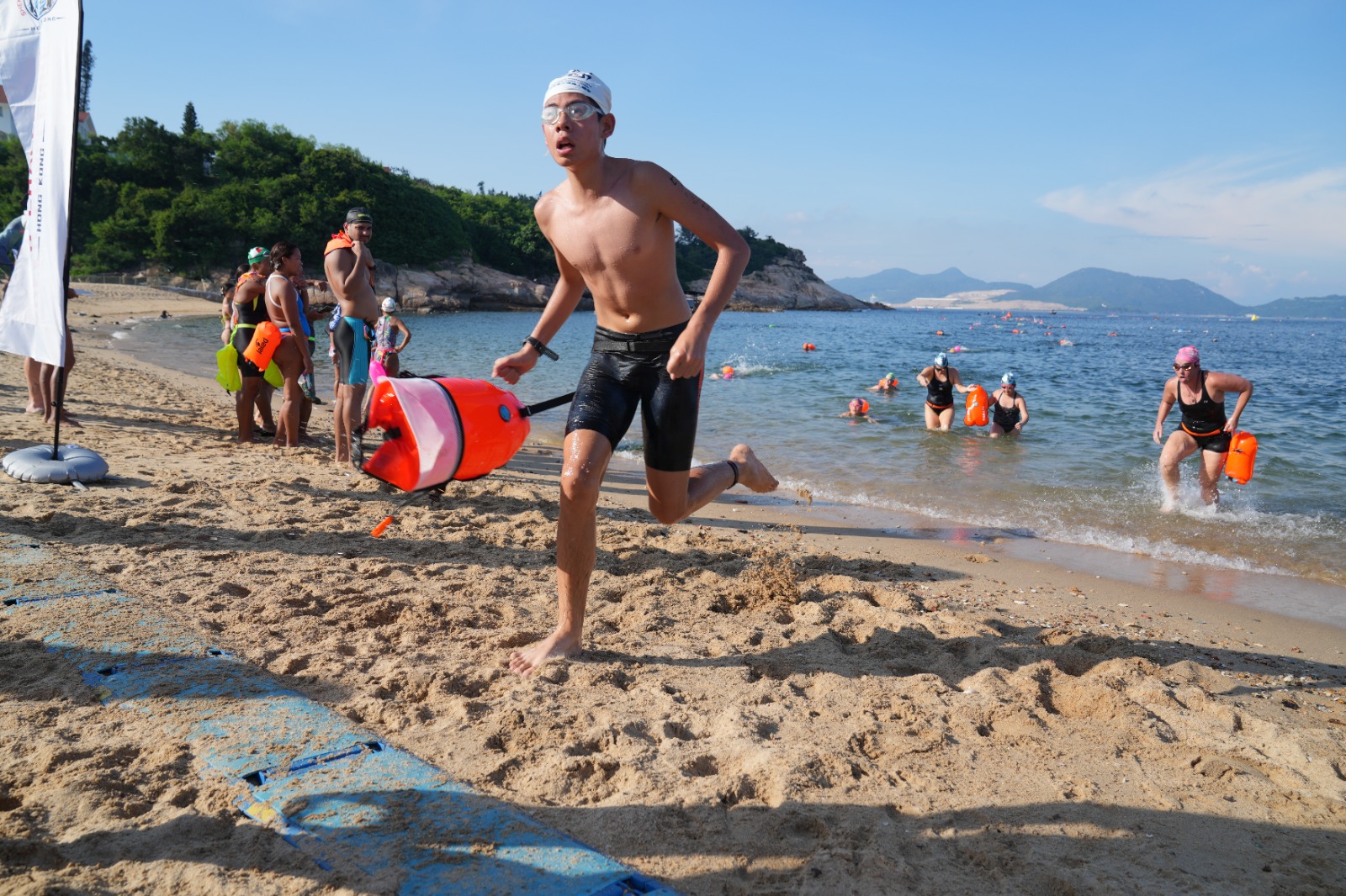 Hydrating the Shek O Challenge: Our Commitment to a Plastic-Free Ocean